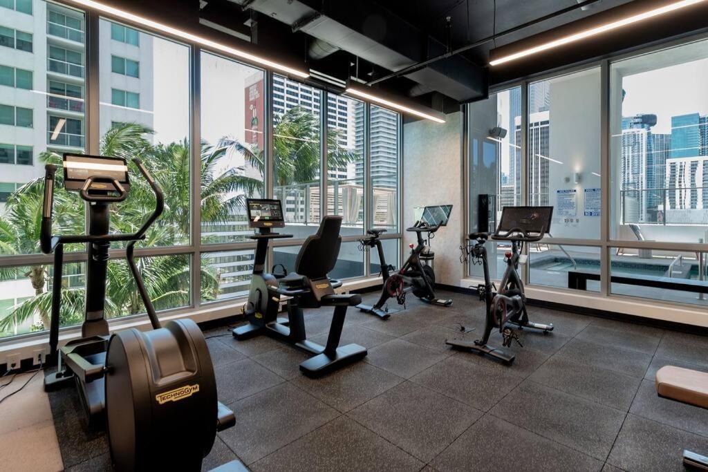 Stylish Modern Downtown Studio Free Parking Apartment Miami Luaran gambar